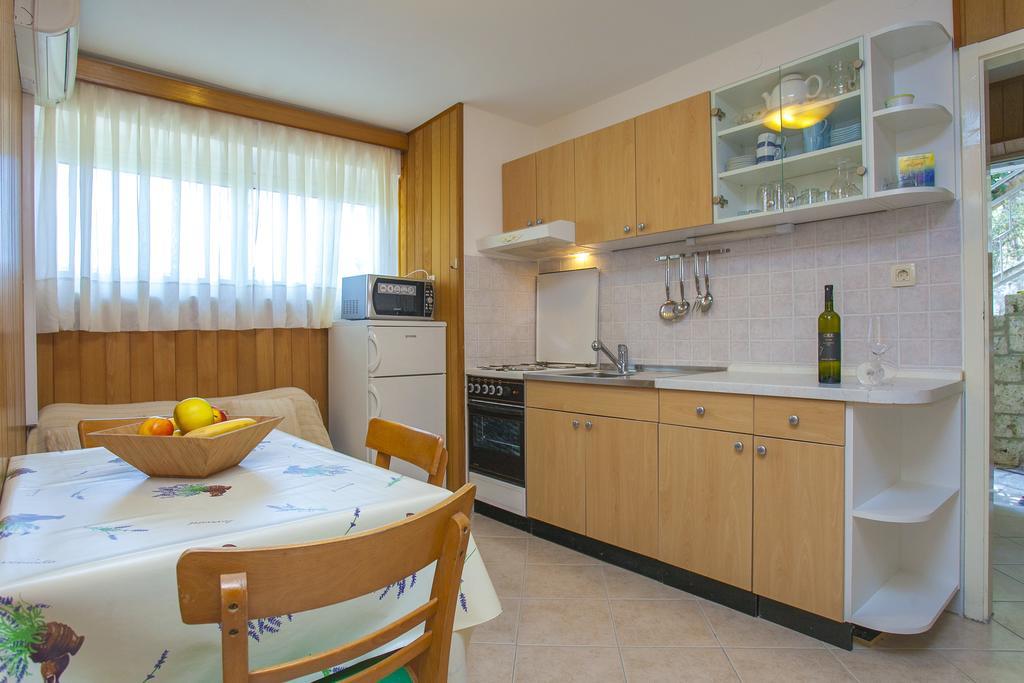 Guest House Lovric Lumbarda Quarto foto